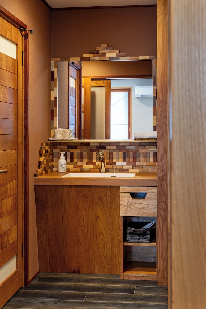 和モダン室　(禁煙)　(素泊まり) バスルーム1 | 旅館あすなろ