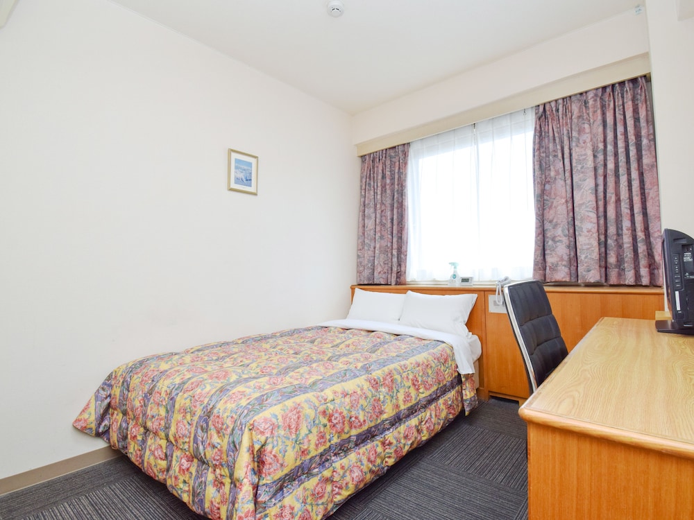 セミダブル ルーム（禁煙） 客室4 | ホテル マイラ