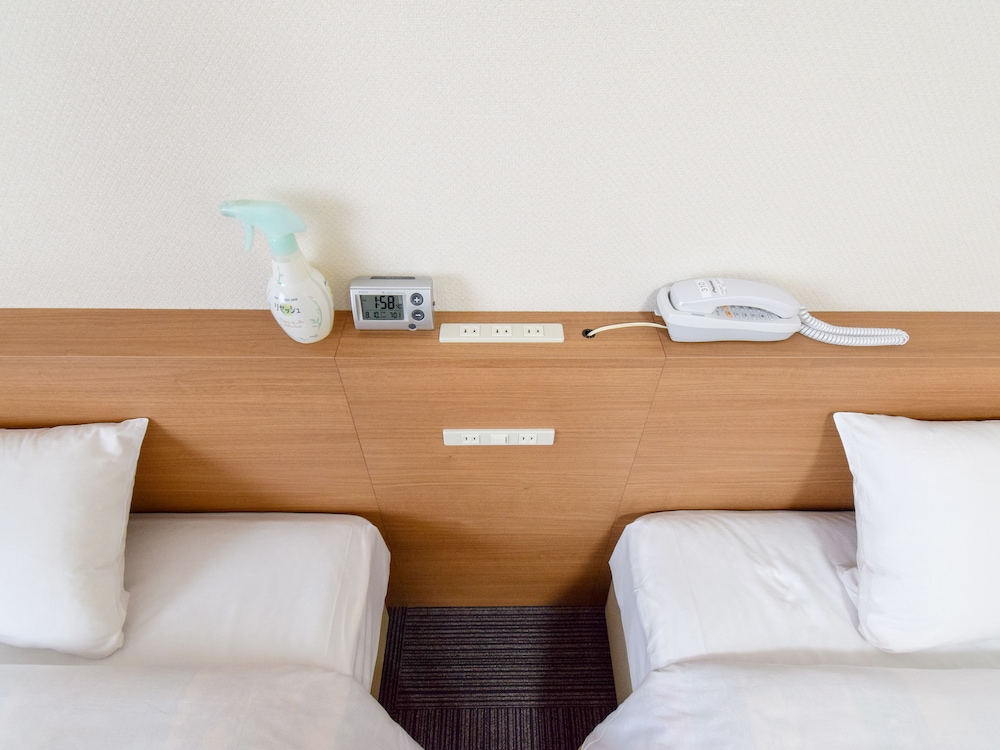 ツイン ルーム（禁煙） 客室6 | ホテル マイラ