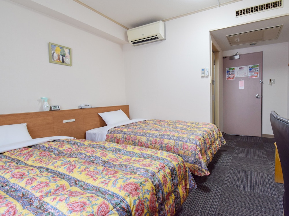 ツイン ルーム（禁煙） 客室5 | ホテル マイラ