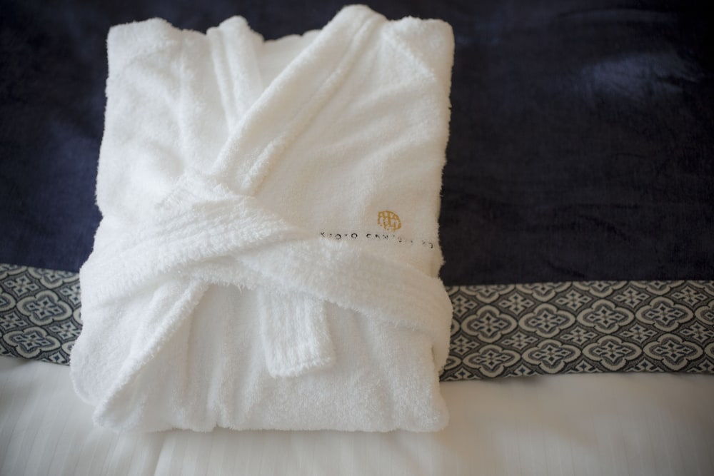 グランコンフォート デラックスツイン 禁煙 客室の設備とサービス2 | 京都センチュリーホテル