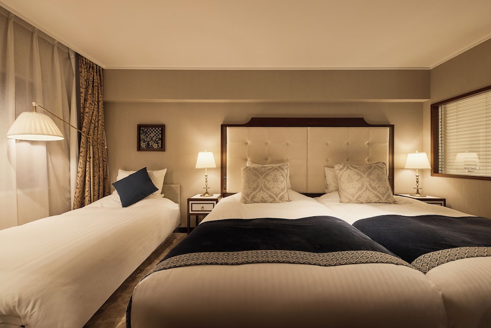 グランコンフォート デラックストリプル 禁煙(エキストラベッド撤去不可) | 京都センチュリーホテル