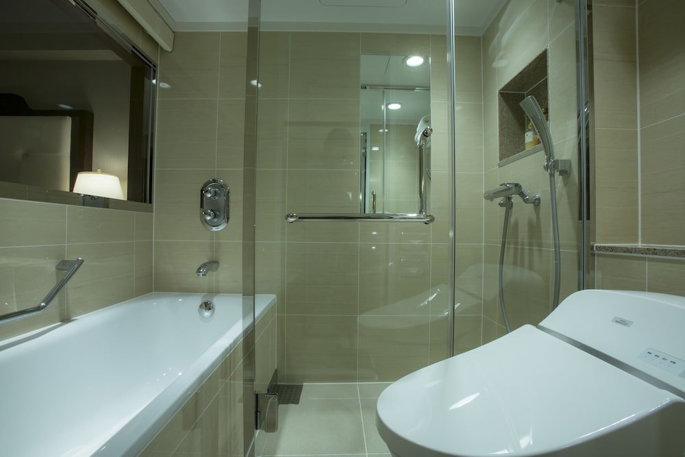 グランコンフォート スタンダードダブル 禁煙 バスルーム0 | 京都センチュリーホテル