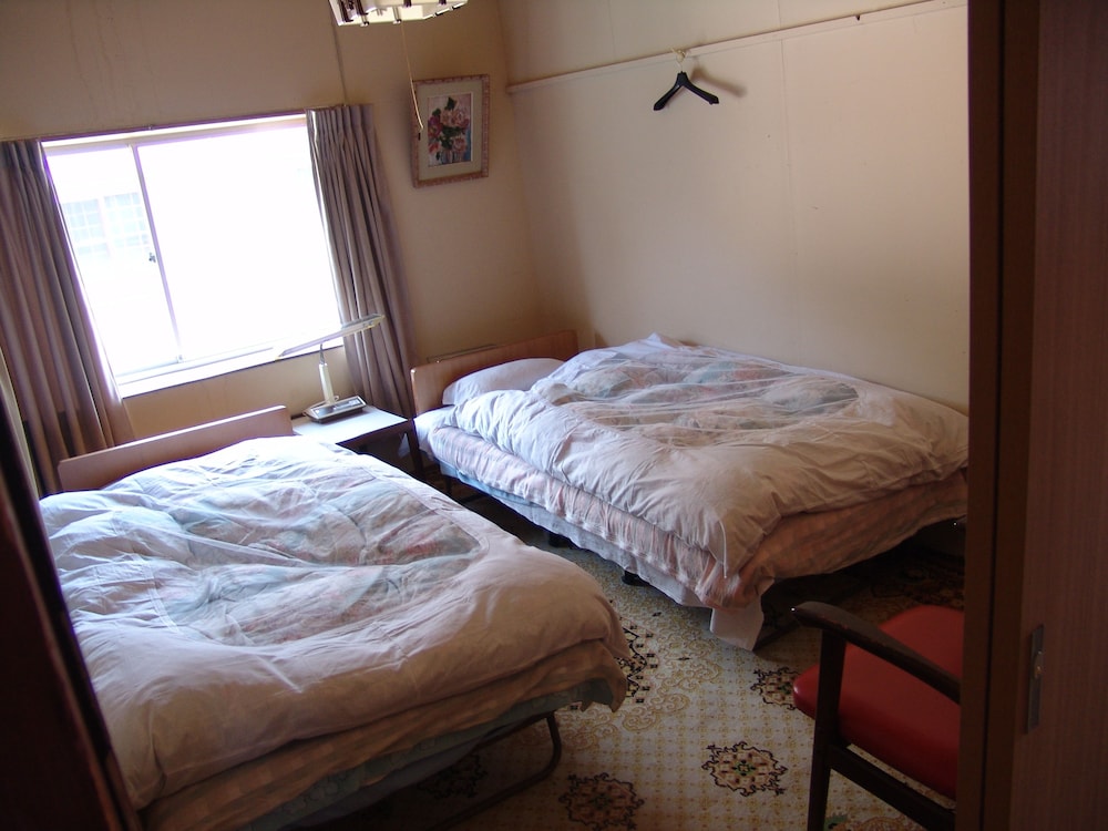 (個室)和室ツイン 客室3 | 十和田湖バックパッカーズ