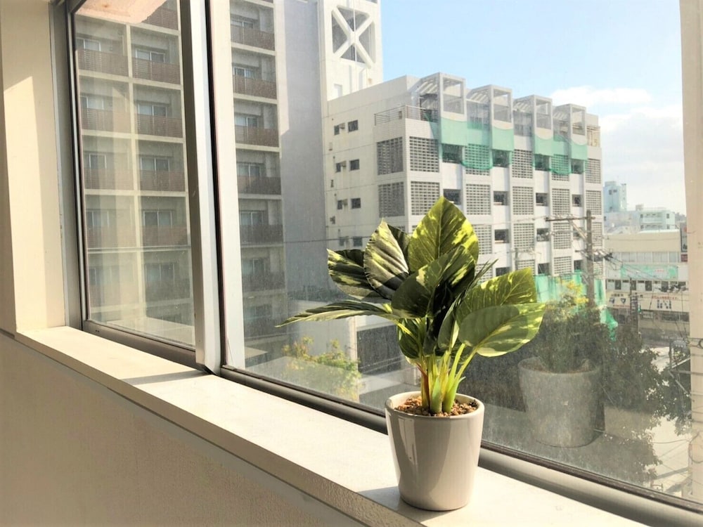 客室1 | スターカプセル沖縄