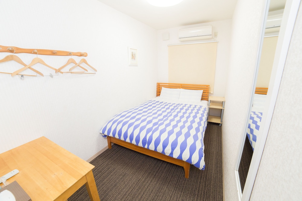 ダブルルーム (Shared Bathroom) 客室3 | ケイズハウス京都