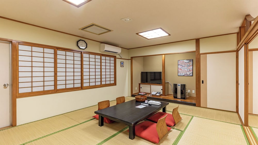 和室/50m² 禁煙 客室2 | 沖縄ホテル