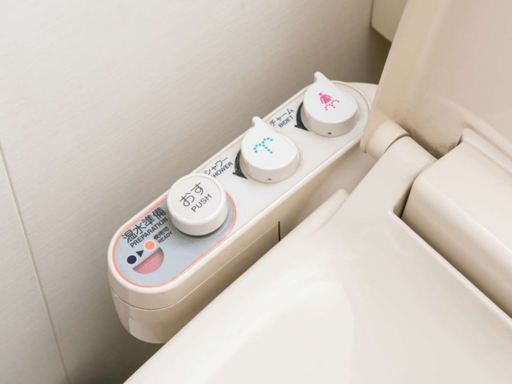 スモール ダブルルーム 喫煙可 (16 ㎡) バスルームの設備0 | アパホテル〈松山城西〉