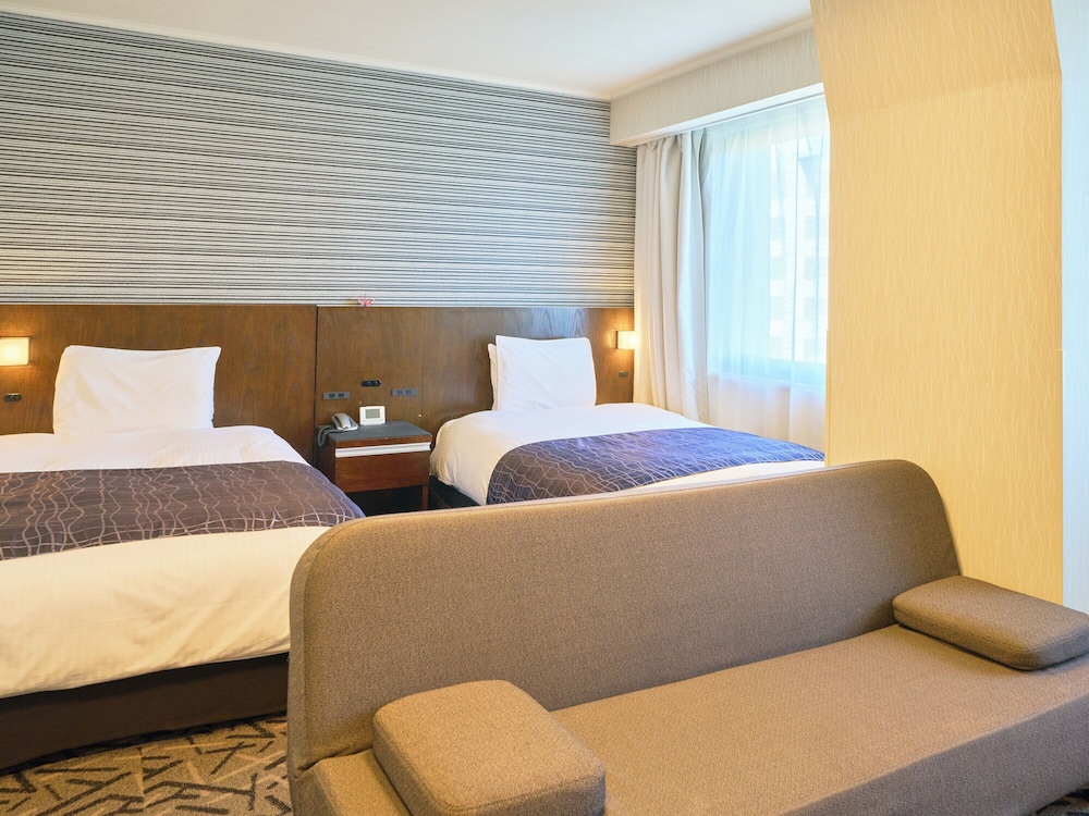 デラックスツインルーム 禁煙 (27 ㎡)【最上階】 | アパホテル〈松山城西〉