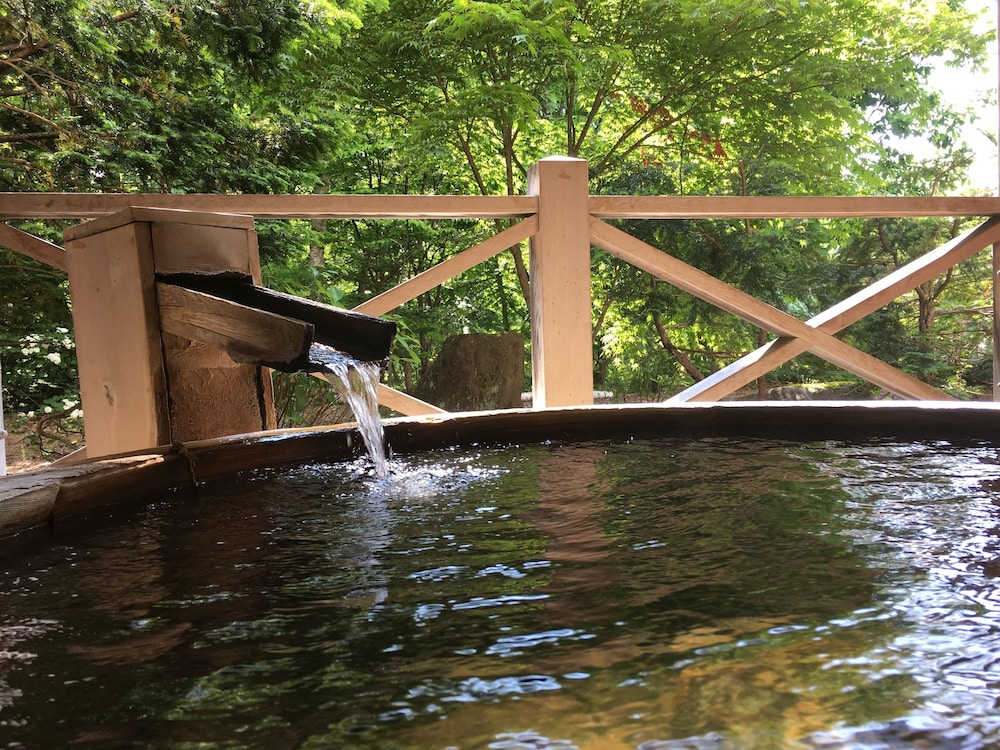 和室おまかせ 喫煙可 バスルーム1 | ひなの湯宿 松乃井