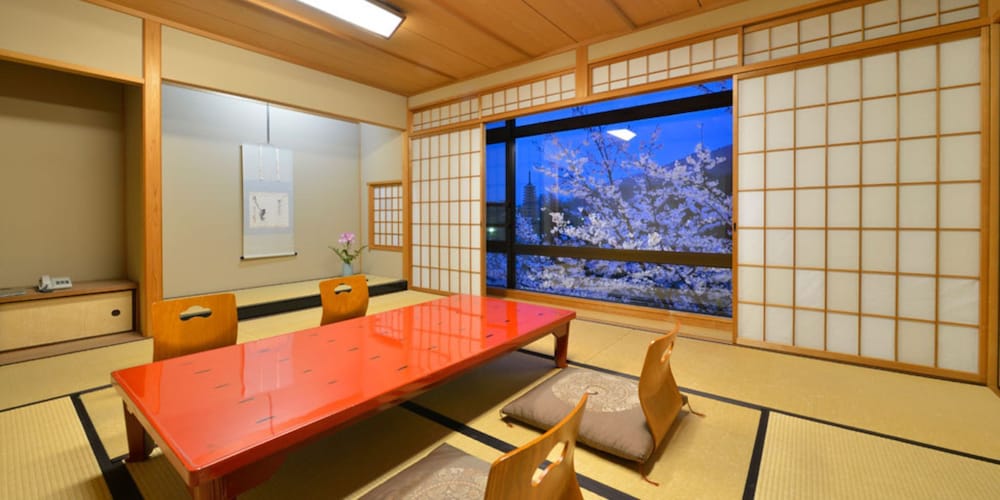 [和室12畳] 宇治川眺望 テラス付和室 (禁煙) 客室3 | 京都宇治 花やしき浮舟園