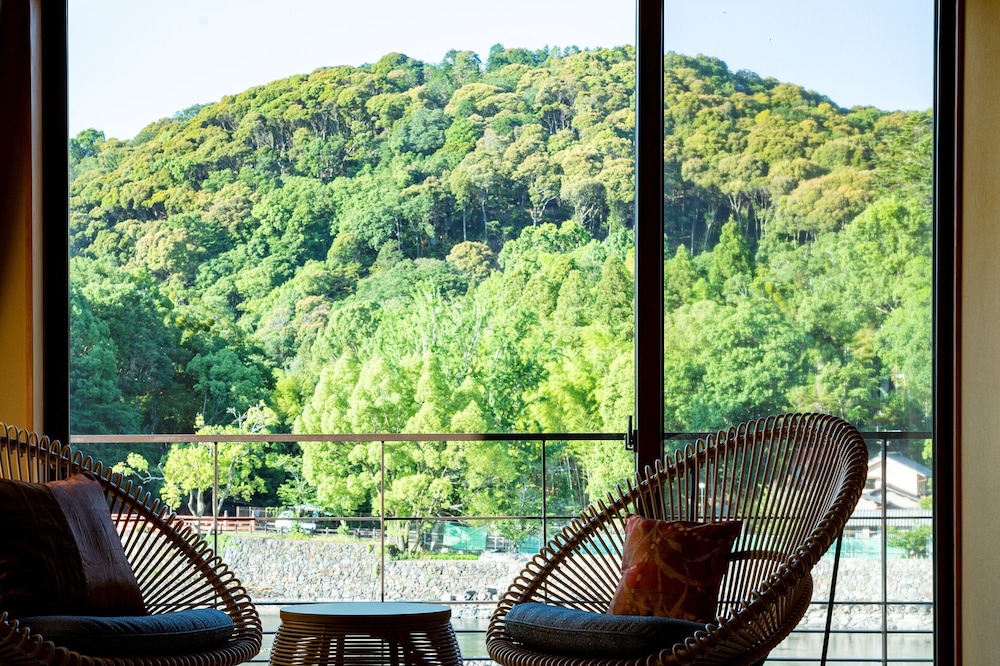 [胡蝶] 宇治川眺望 半露天風呂付ラグジュアリーツイン (禁煙) 部屋からの景観0 | 京都宇治 花やしき浮舟園