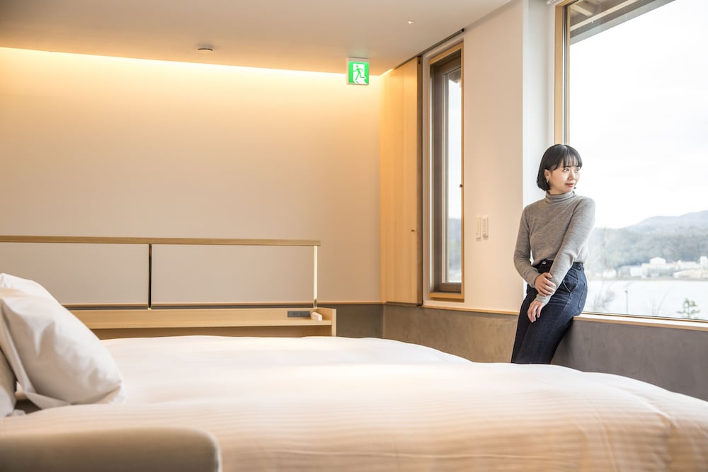 [蒼翠 so-sui] 90m² + ウッドデッキテラス付 (海側·禁煙客室·90m²) 客室8 | ホテル北野屋