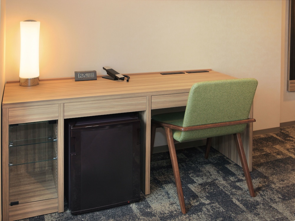 スーペリア ツインルーム 禁煙　（改修工事：2026年1月5日～9月30日、8:00～18:00に騒音あり） 客室の設備とサービス0 | ホテル エルシエント京都八条口