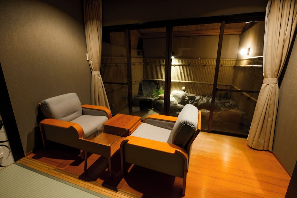 露天風呂付き客室 | 華の雫