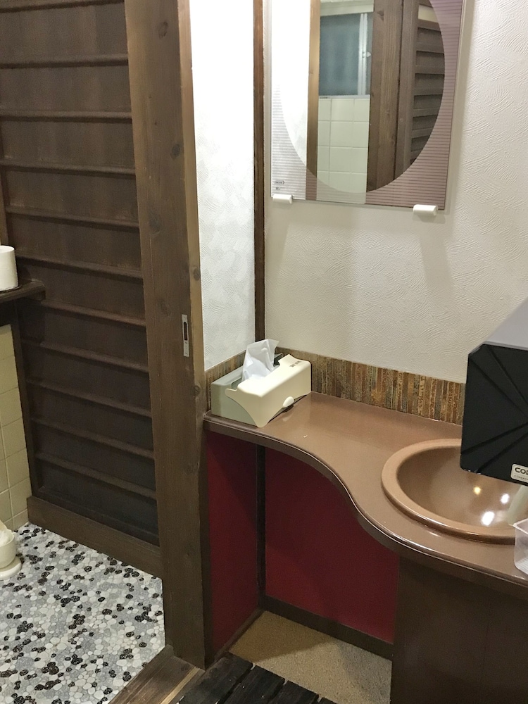 トラディショナル ハウス バスルーム3 | 町屋ゲストハウスならまち