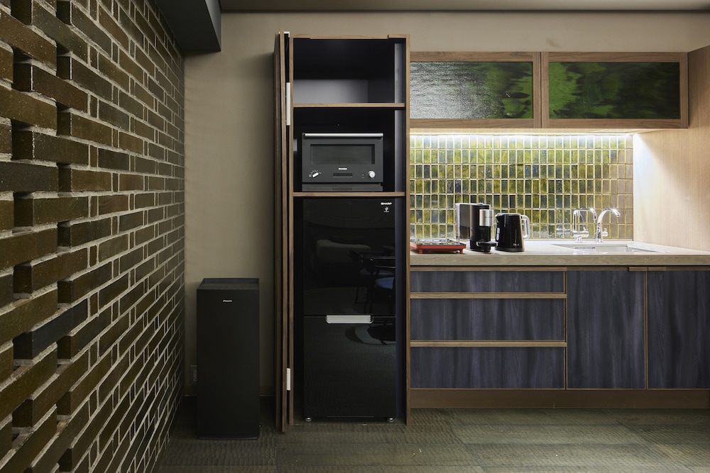 ラグジュアリー スイート　山 専用キッチン0 | 厳島いろは