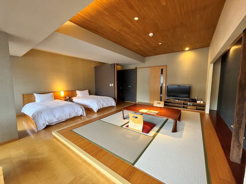 スーペリア ツインルーム　山 客室2 | 厳島いろは