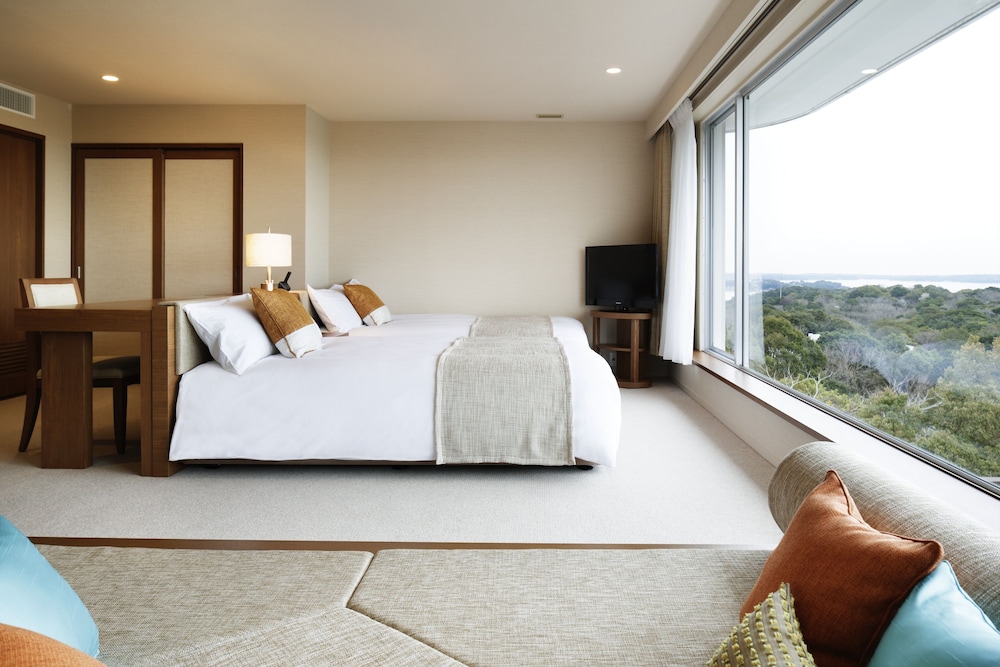 デラックスルーム 禁煙 (ベッド2台+布団2組) | NEMU RESORT HOTEL NEMU
