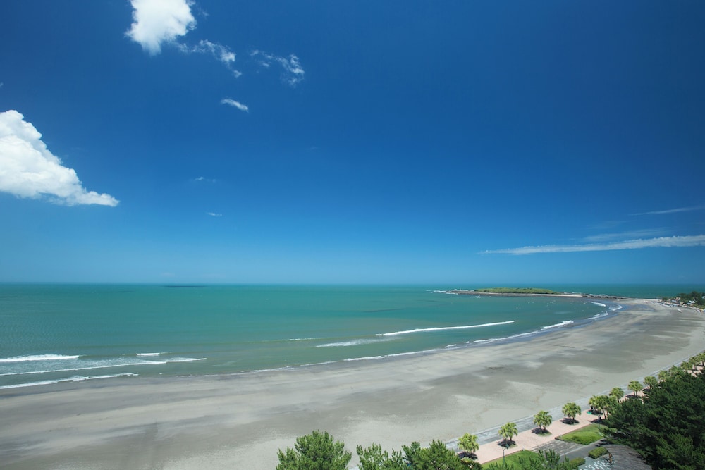 スタンダード ルーム シングルベッド 2 台 オーシャンビュー ビーチ / オーシャン ビュー0 | ANAホリデイ・インリゾート宮崎 by IHG