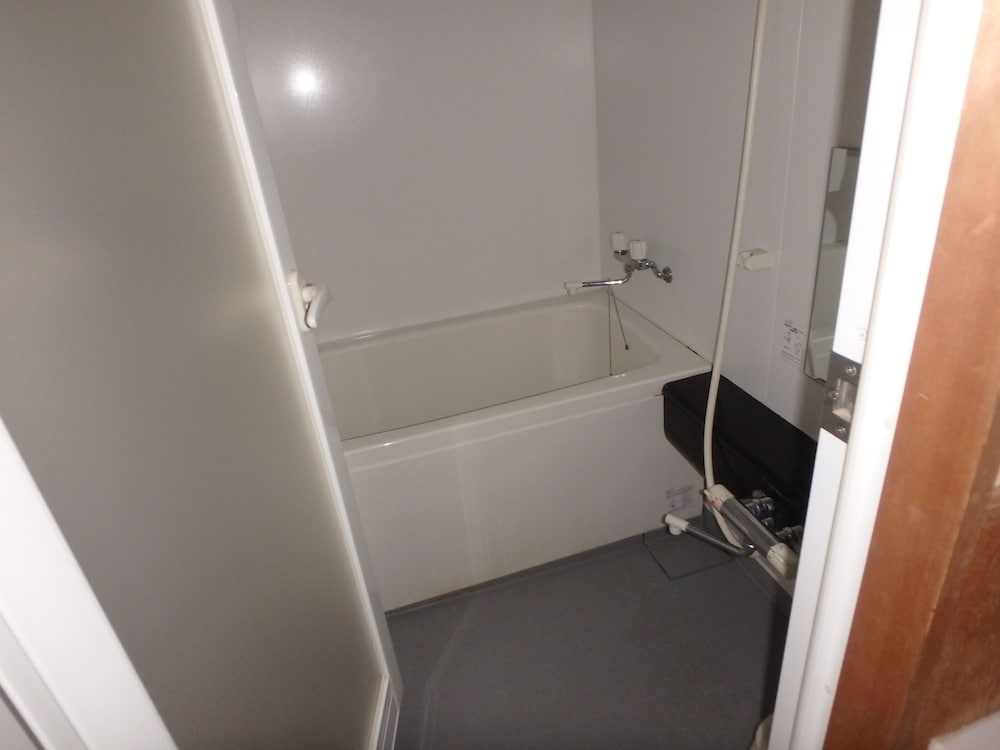 和室 スタンダード(バス・トイレ) バスルーム0 | 旅館 三賀