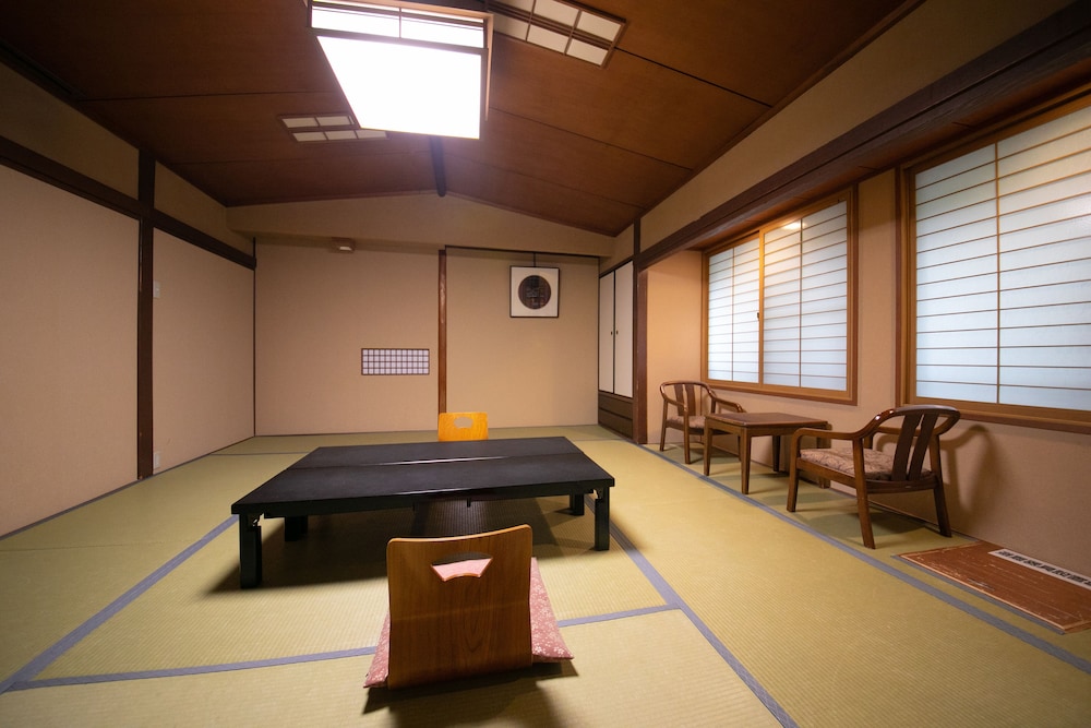 スタンダード和室 バス付 3-4名 禁煙 客室1 | 北海館 お花坊