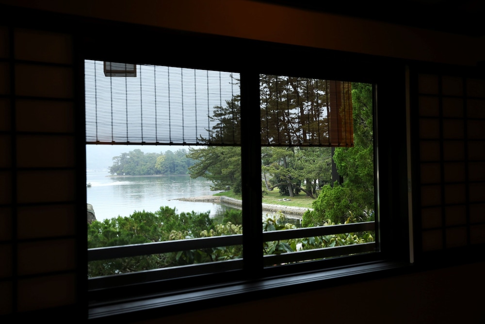 和室 客室4 | 対橋楼