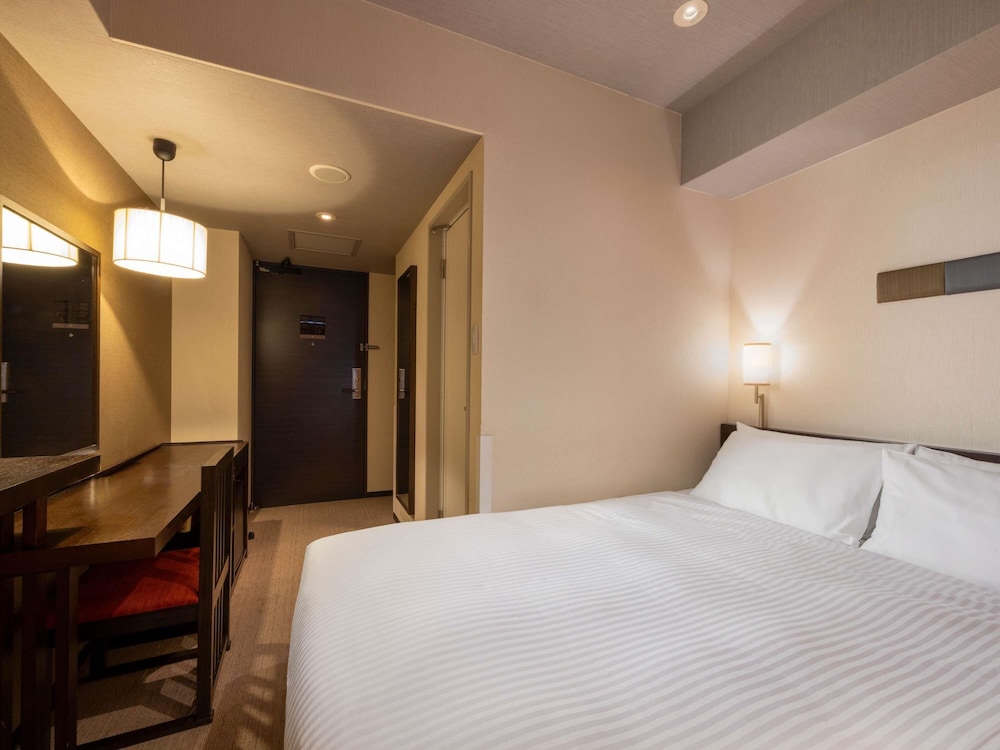 スタンダード ダブルルーム ダブルベッド 1 台 禁煙 客室3 | イビススタイルズ京都ステーション