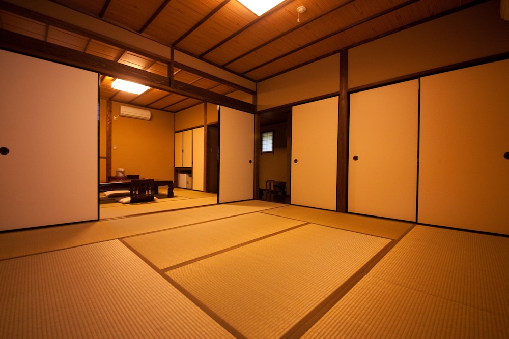 和室 スーペリア 露天風呂付 禁煙 | ゆふいん 月燈庵