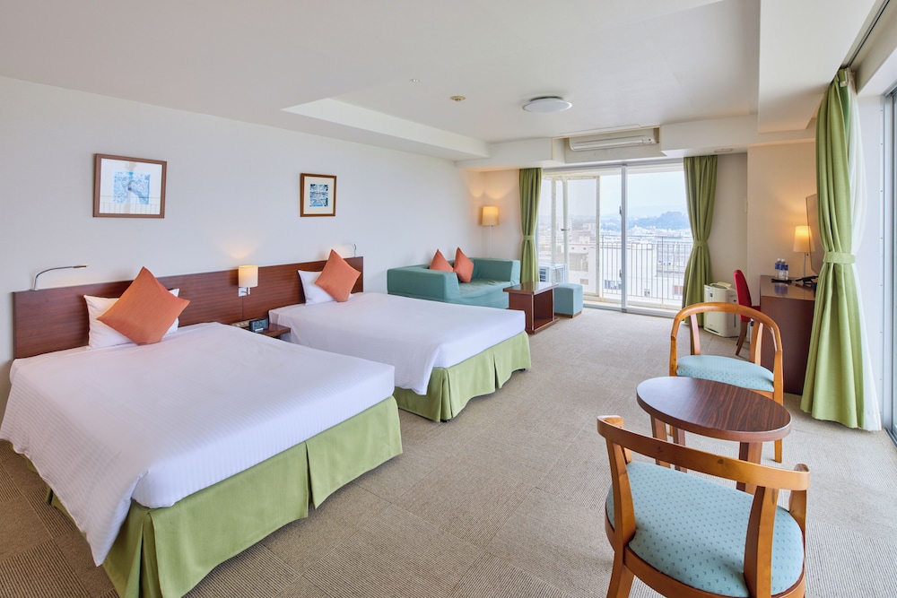 エグゼクティブオーシャン 2名利用 客室1 | ホテルゆがふいんおきなわ