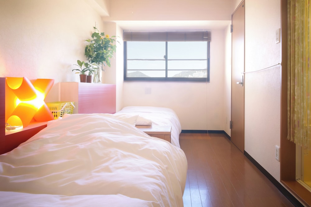 エコノミー ツインルーム 客室1 | ホステル カサノダ