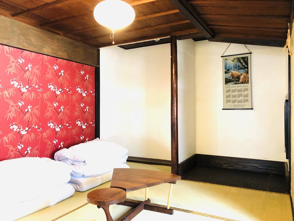 ツインルーム 二段ベッド, 布団2枚まで追加可能 客室1 | ゲストハウス由苑