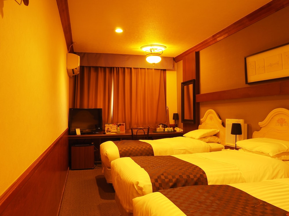 トリプルルーム | ホテルガストフ