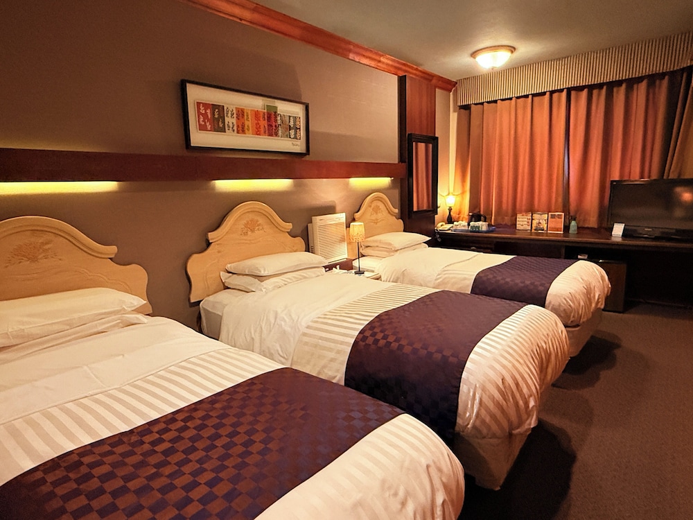 トリプルルーム 客室2 | ホテルガストフ