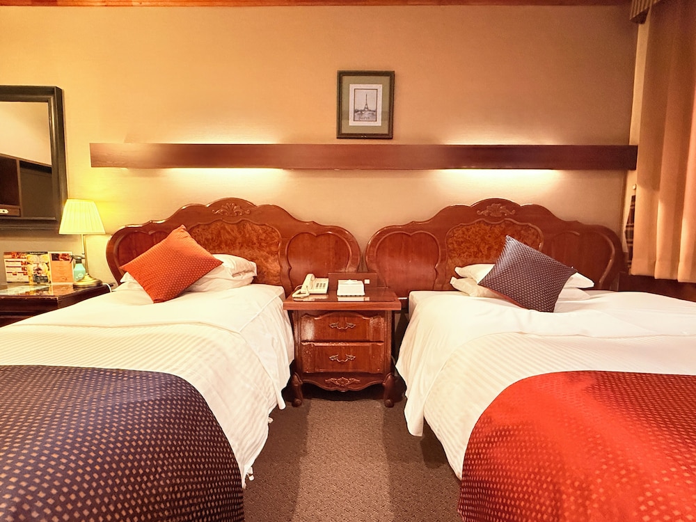 ツインルーム 禁煙 客室3 | ホテルガストフ