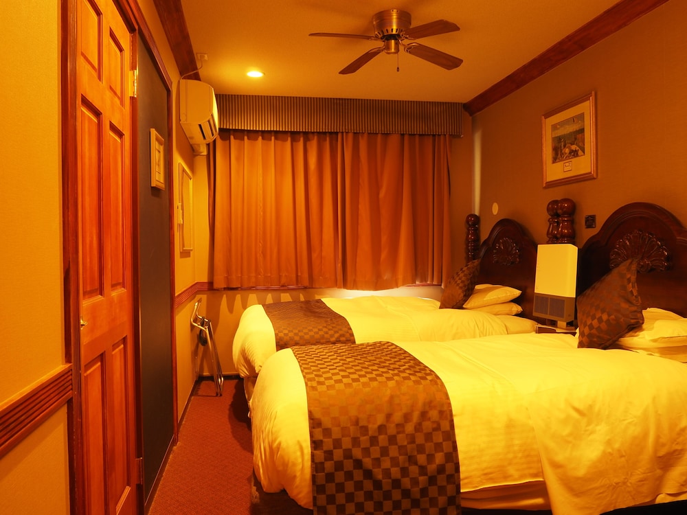 コネクティングルーム 客室1 | ホテルガストフ