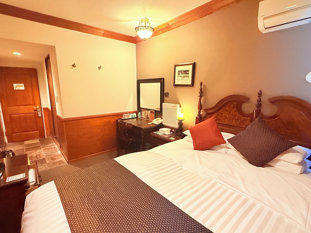 セミダブルルーム 客室4 | ホテルガストフ