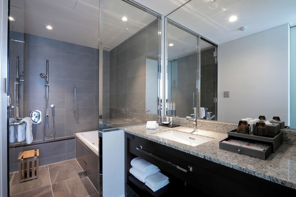 スーペリア ルーム シングルベッド 2 台 シティビュー バスルーム0 | 大阪マリオット都ホテル