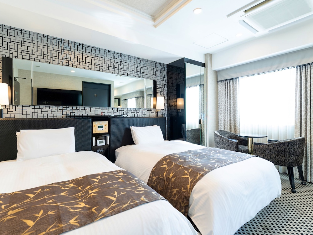 デラックス ツインルーム 禁煙 | アパホテル〈なんば心斎橋西〉