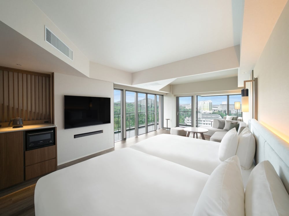 スーペリアグランデ 禁煙（5-7F / 64.9-68.4平米） | オリエンタルホテル 沖縄リゾート & スパ