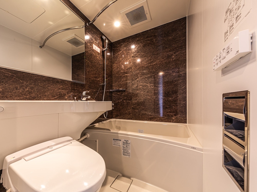 スーペリア ツインルーム 禁煙 バスルーム0 | アパホテル〈新大阪駅タワー〉