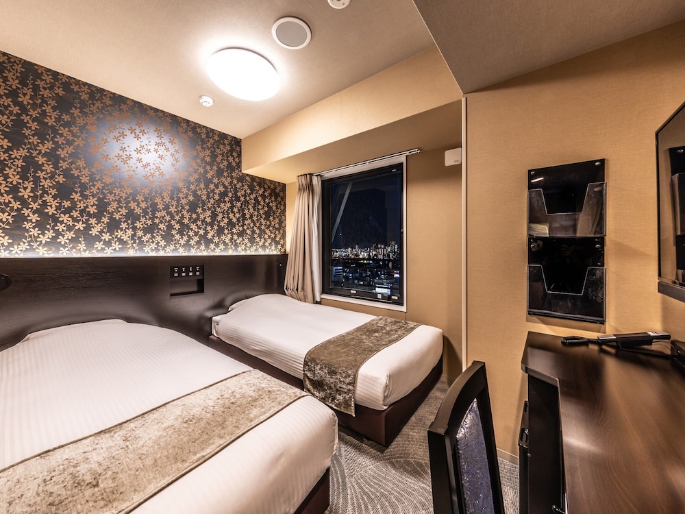 ツインルーム 高層階 禁煙 | アパホテル〈新大阪駅タワー〉