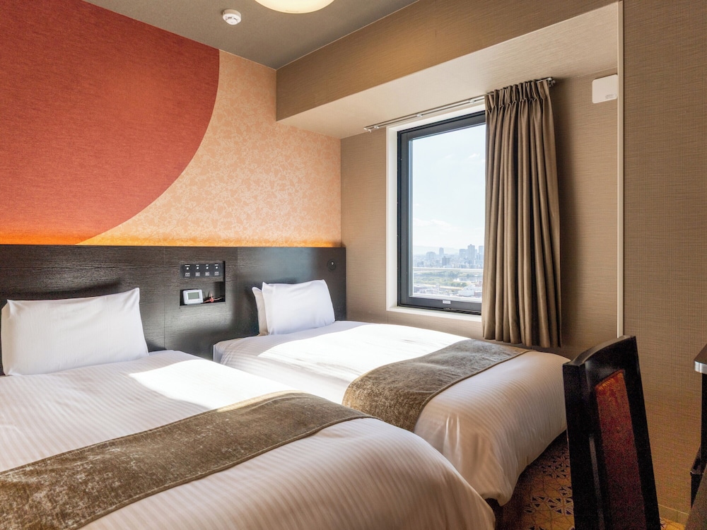 ツインルーム 高層階 禁煙 | アパホテル〈新大阪駅タワー〉