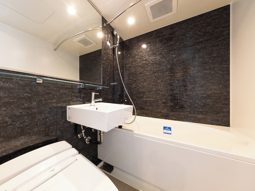 スーペリア ツインルーム 禁煙 バスルーム0 | アパホテル〈新大阪駅タワー〉