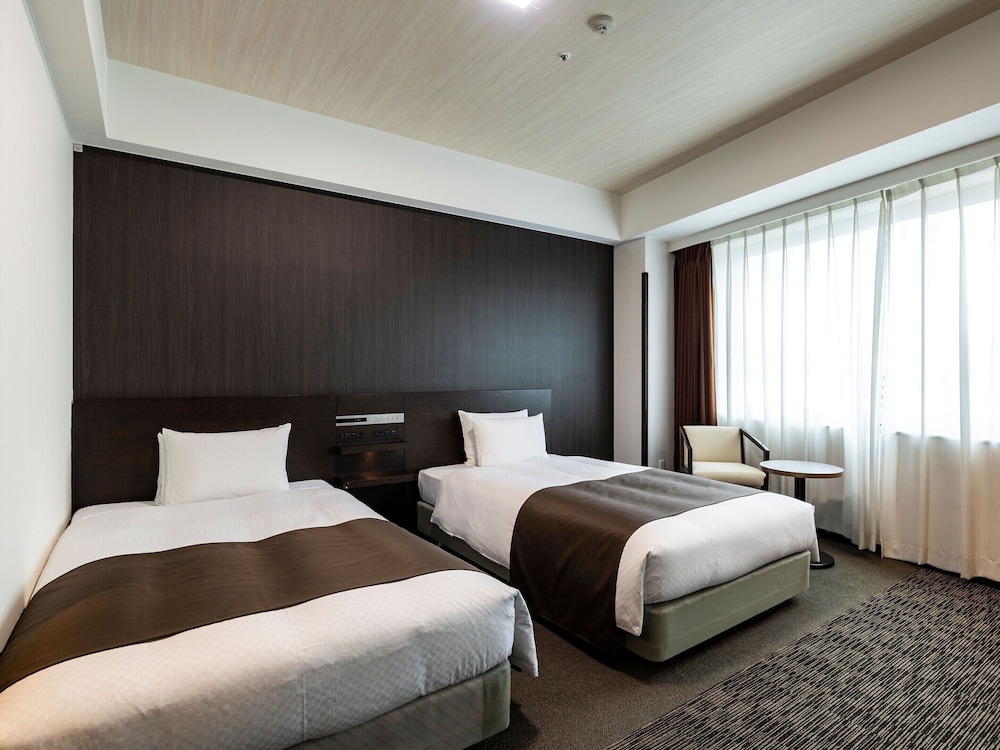 【禁煙】スーペリアツイン/28㎡/120㎝幅ベッド×2台 | KOKO HOTEL Premier 博多