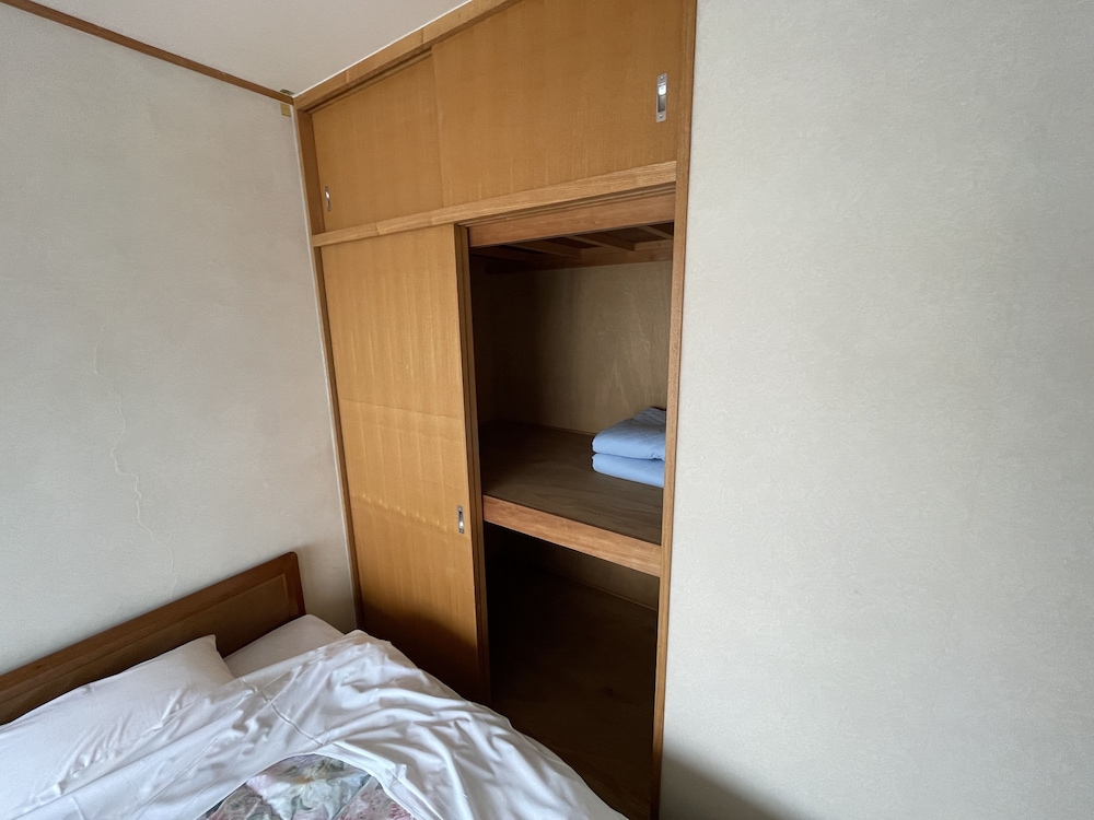 プレミアム 4 人部屋 客室4 | マリーナホテル 海空