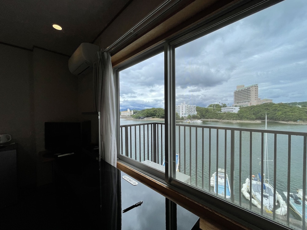 スタンダード ツインルーム 部屋からの景観0 | マリーナホテル 海空