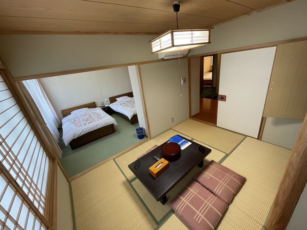 プレミアム 4 人部屋 | マリーナホテル 海空