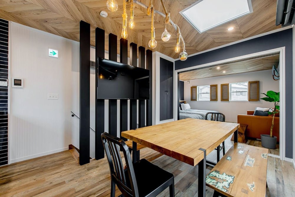 アパートメント 2 ベッドルーム 禁煙 キッチン (SG1) 客室内のダイニングエリア0 | 99 Stay Sasebo SGx