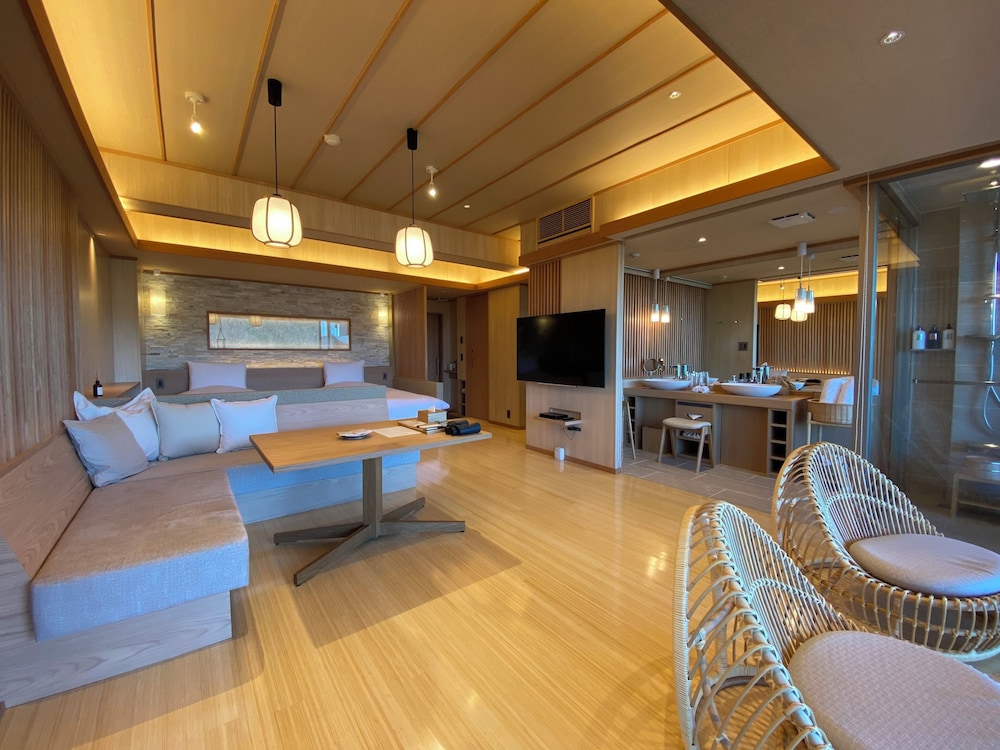 清(Sei) 令(Rei) 啓(Kei) 廻(Kai) 露天風呂付洋室ツインルーム (60m2) 禁煙 客室1 | 玄 箱根強羅